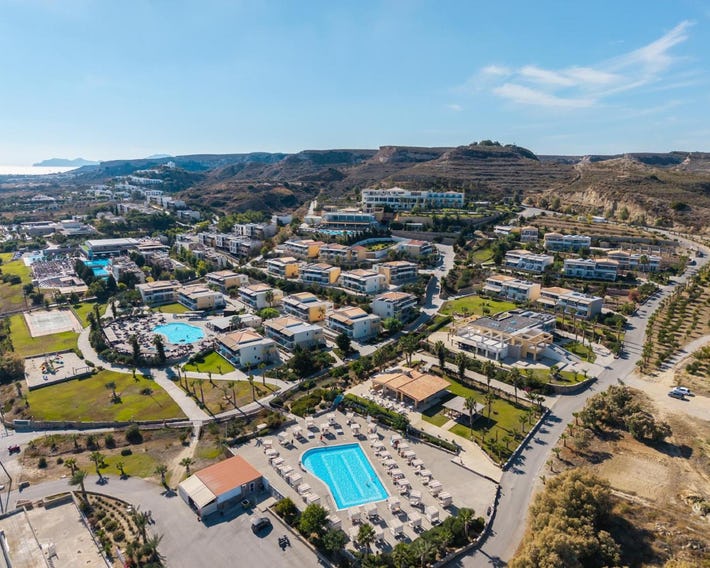 Grand Blue Beach Hotel