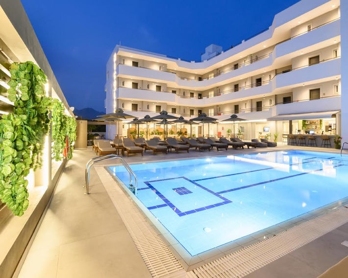 Nicolas Grand Suites, Adults Only