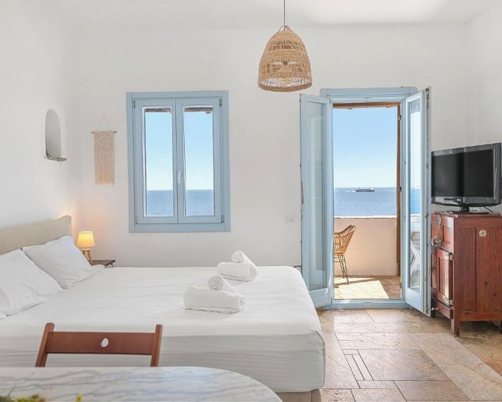 Sea view rooms in kardiani by TinosStay