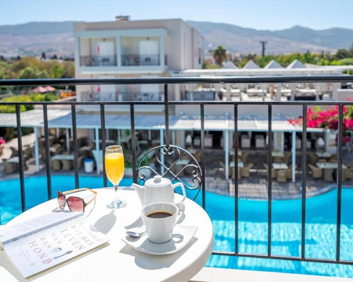 Peridis Family Resort