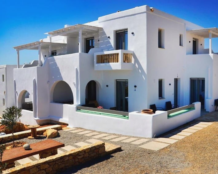 Lilian Studios