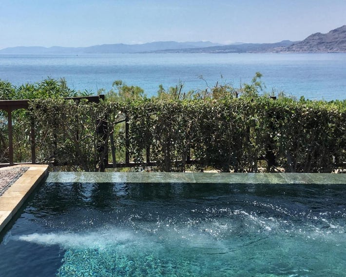 Aquavisionaire Beach Front Villa