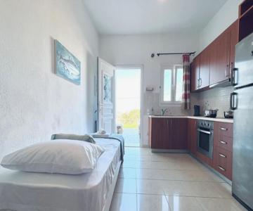 Four S Apartments