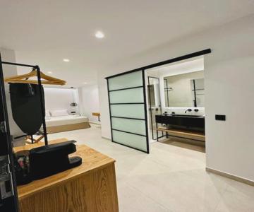 Bonita Luxury Room With Window