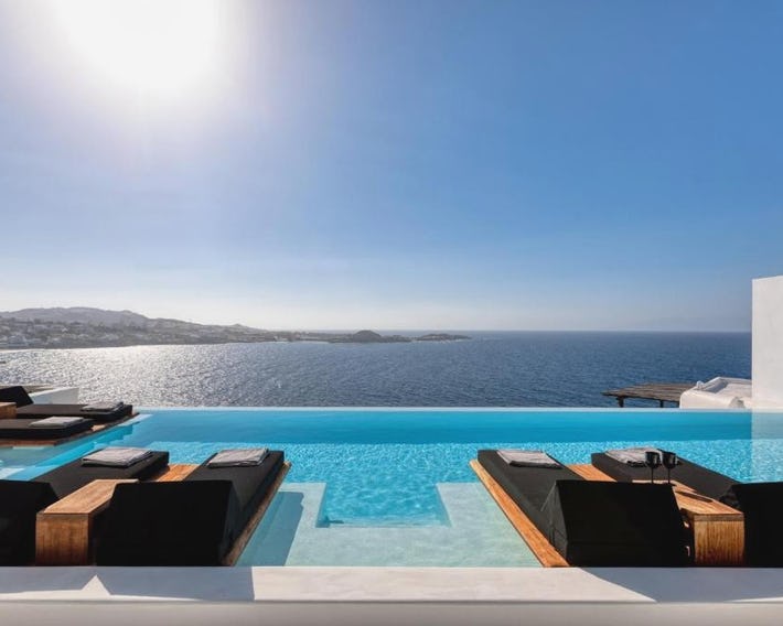 Psarou Black Villas