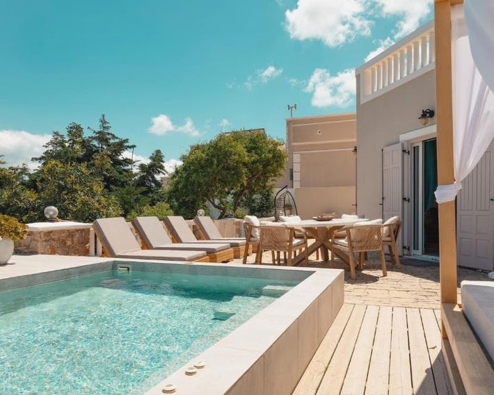 Selenophile Villa with heated pool
