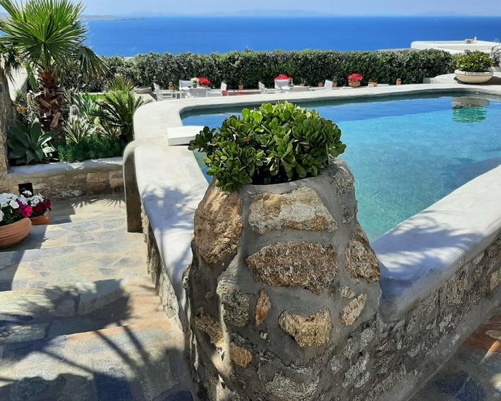Kipos Villas And Suites
