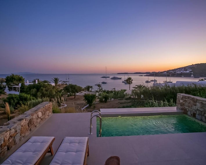 Only yours , Mykonos - Private pool & sea view suites near Scorpios