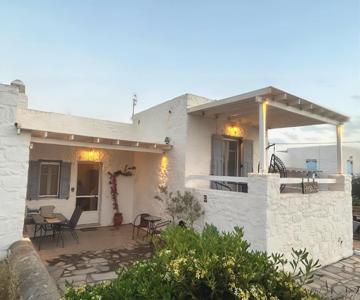 Aretousa Residence in Naoussa, Paros