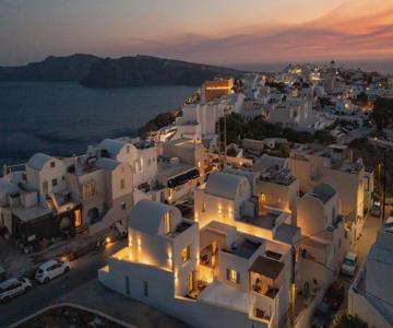 AetherOia Suites