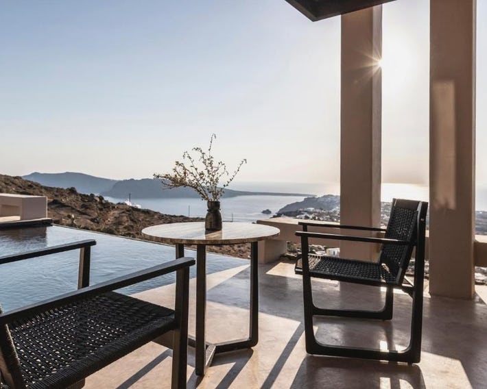Nimbus Santorini