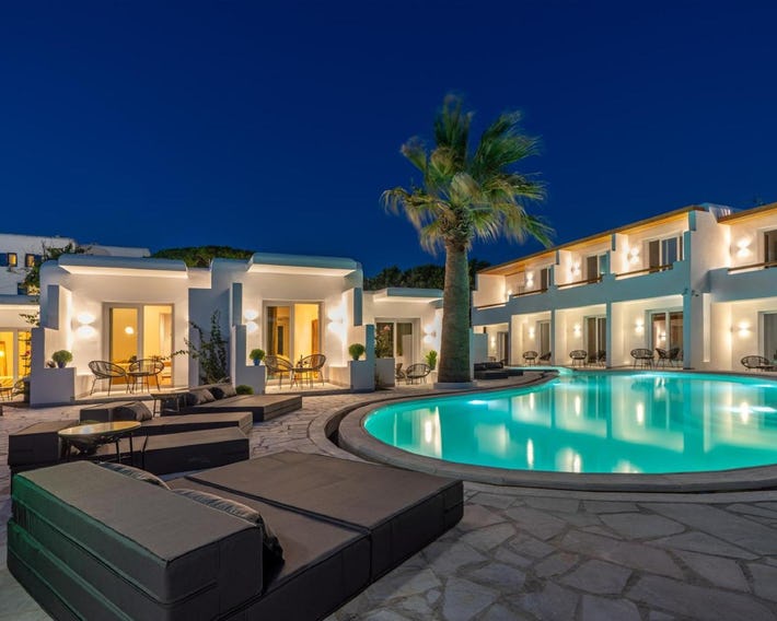 Omnia Mykonos Boutique Hotel & Suites