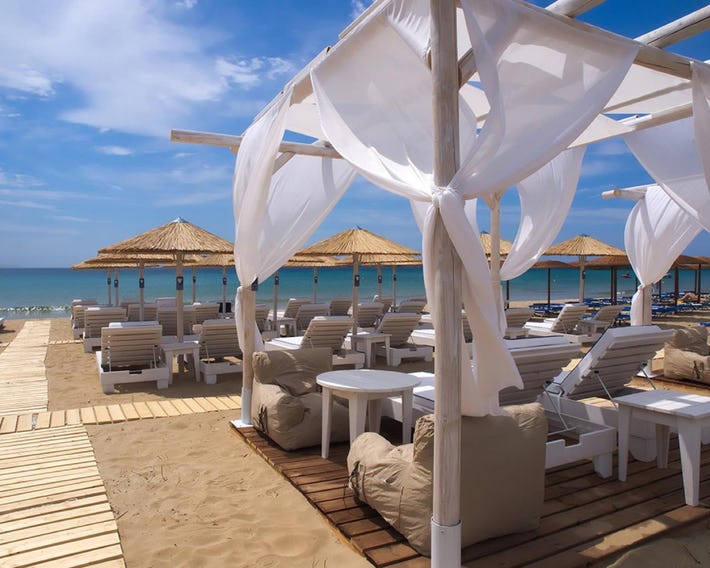 Amaryllis Beach Hotel