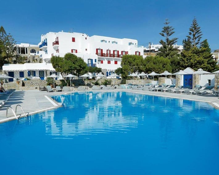 Kamari Hotel