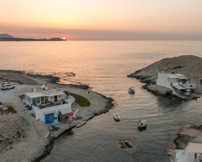 FANI DREAM SUITE 2 & 3 ( by Vilos Suites)