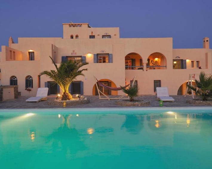 Parian Holiday Villas