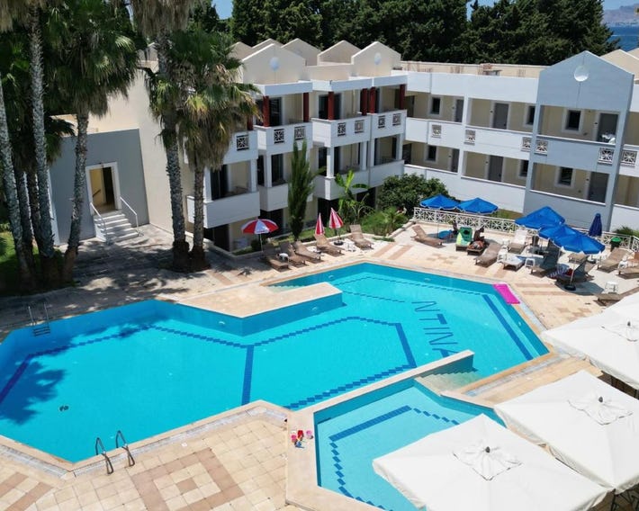 Olga's Paradise Hotel Apartments