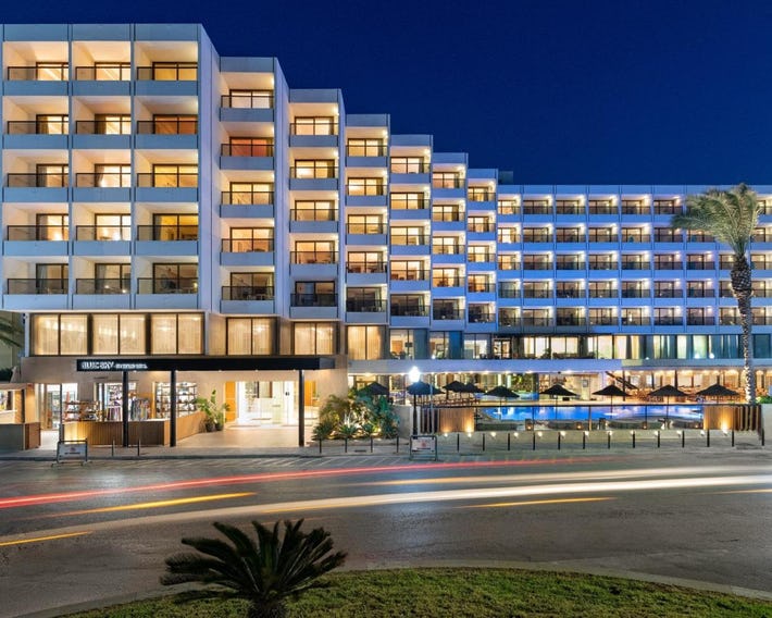 Blue Sky City Beach Hotel
