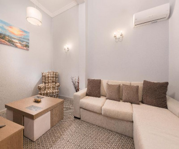 Sun's Island Suites