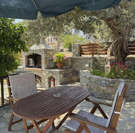 Christina Traditional House