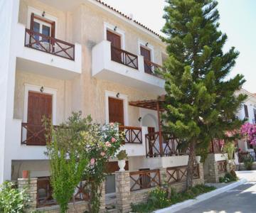 Hotel Rania Beach
