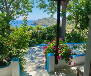 Studios Ioanna Limnionas Samos