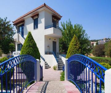 Studios Karfas Bay View