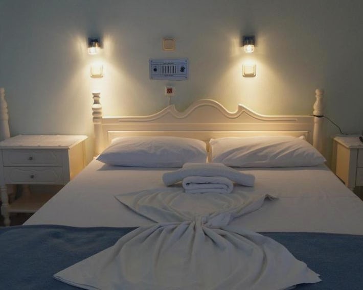 Amanda Hotel