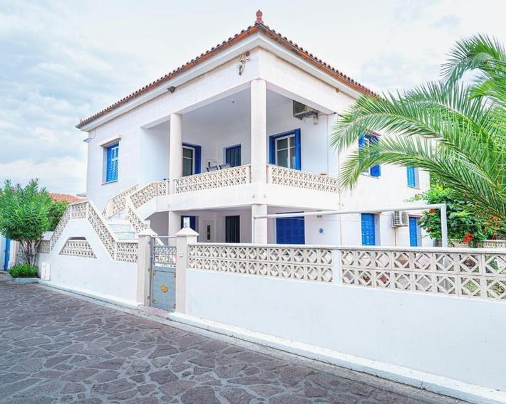 La Skala Eressos Holiday Apartments