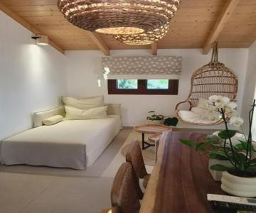 Amaryllis Luxury Suite