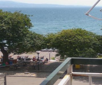 NAFPAKTOS Beach luxury Suites
