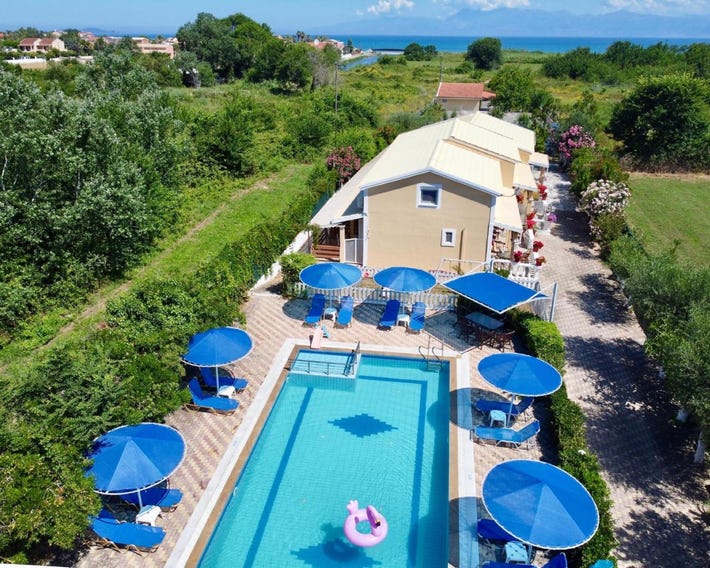 Villa Eleni Holidays Resort - with Pool near the Beach