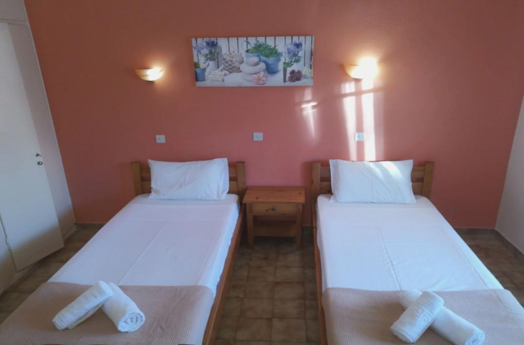 Elli Marina Studios & Apartments