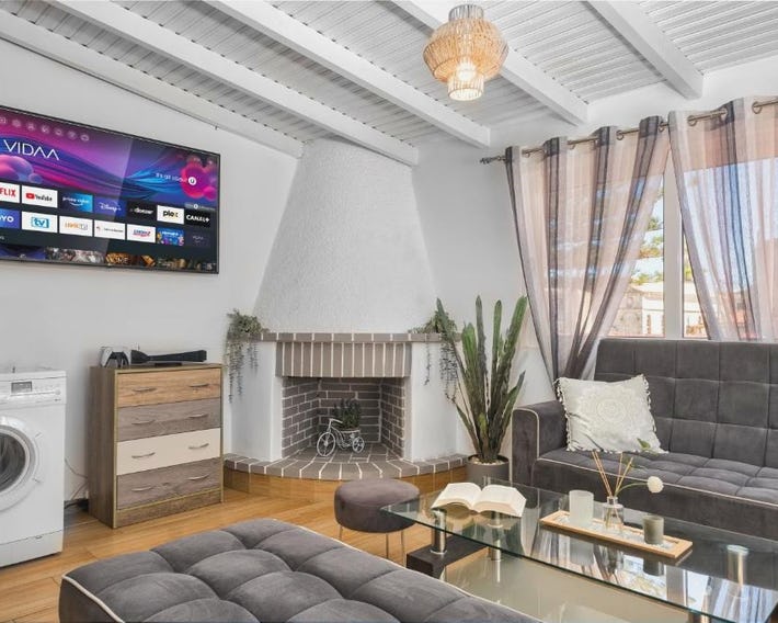 Dennis City Center Elegant Apartment 2