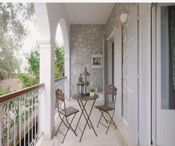 Anelina Paxos Residences (elinas House)