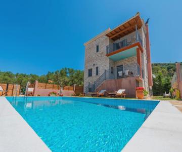 Dreamland Villas