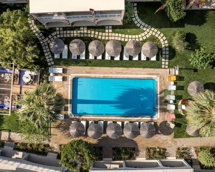 Aeolos Boutique Hotel & Suites