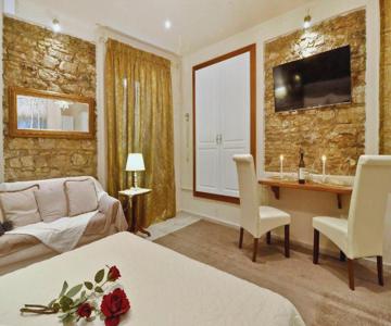 Venetian Suite Mitropolis new