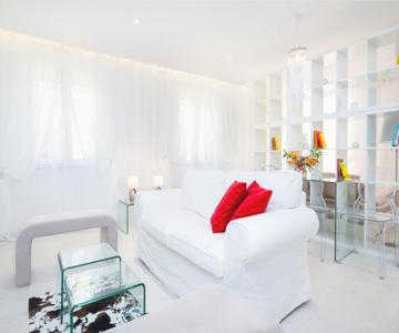 Nadiona Suites Crystal & Gold