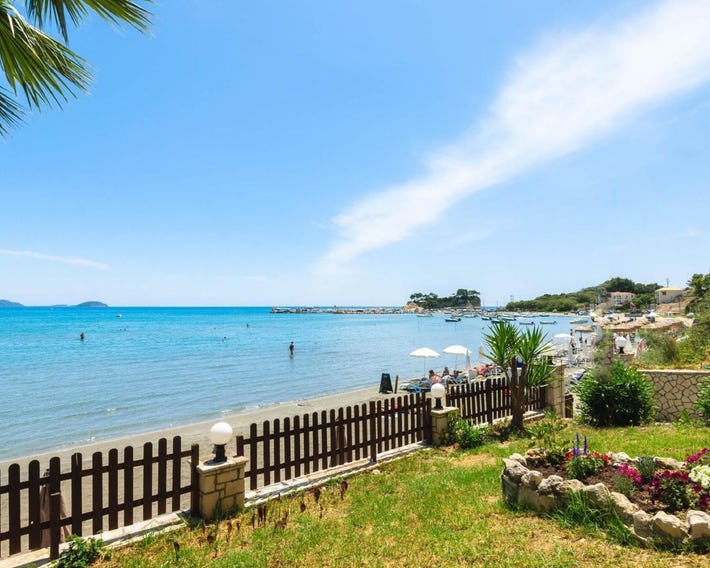 Nel Mare Beachfront Studios
