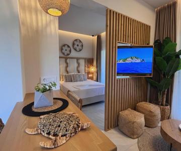 Nikos Studios & Apartments