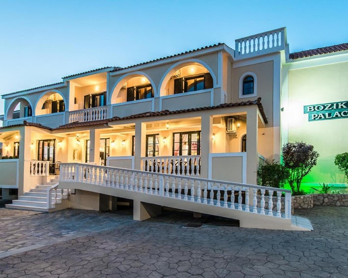 Bozikis Palace Hotel