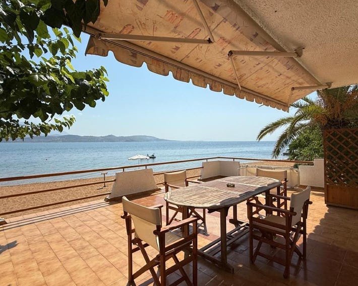 Alekos Beach Houses-Waters Edge