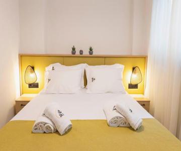 The Bee Apartments