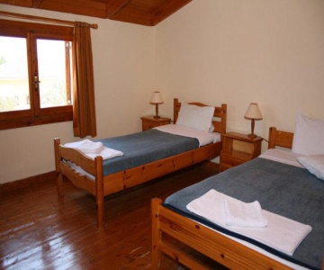 Pythos Studios & Apartments