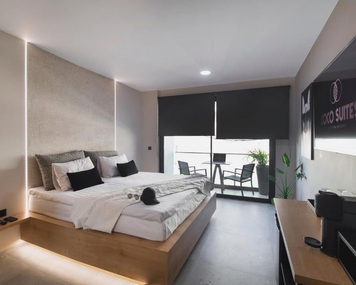 COCO SUITES
