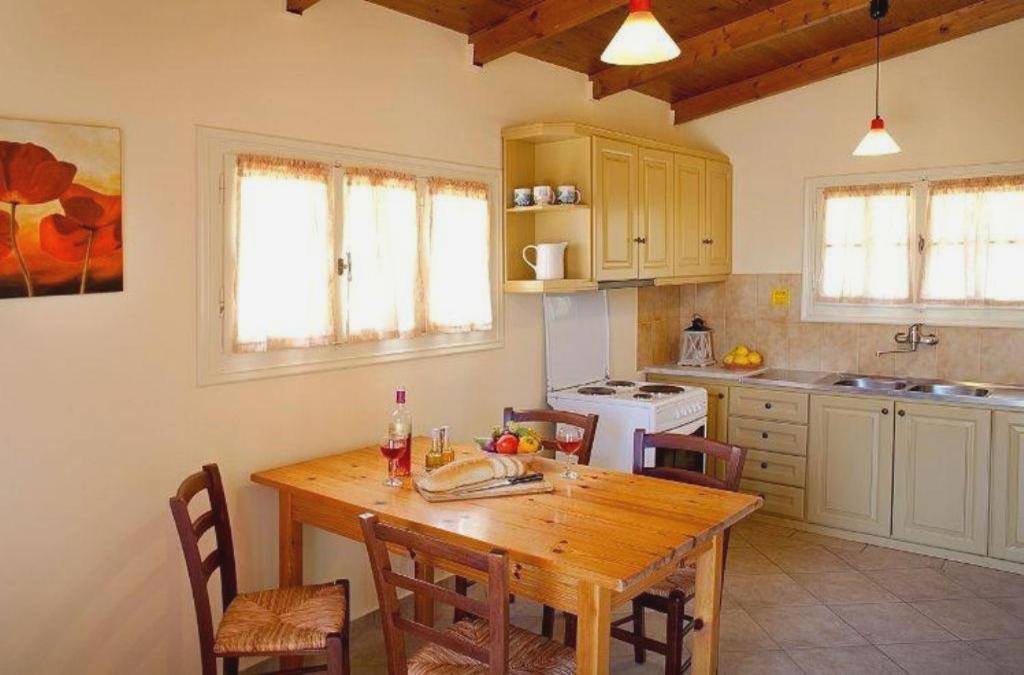 Lithies Organic Farm Houses