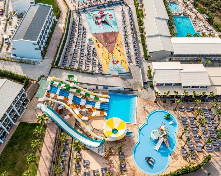 Caretta Paradise Resort & WaterPark