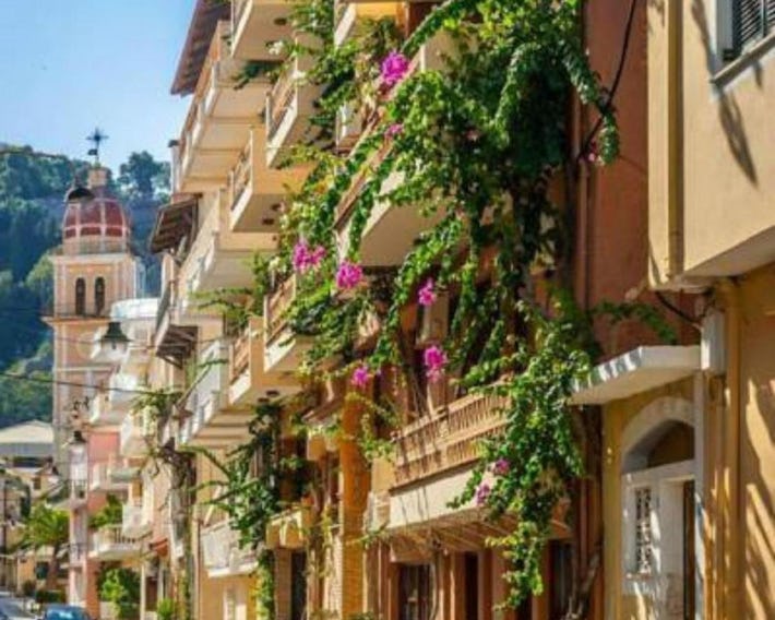Yria Hotel