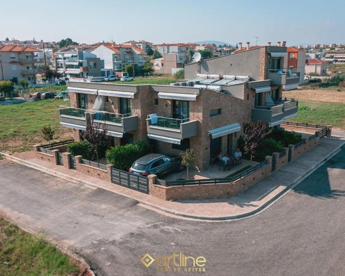 Artline Luxury Suites